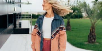 Instagram Style Guide: Mastering Posing for Flattering Photos - Cover Image